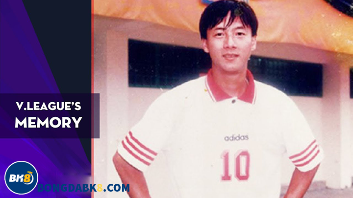 Ngày trẻ Lê Huỳnh Đức là chuyên gia ghi bàn cừ khôi của làng bóng đá Việt